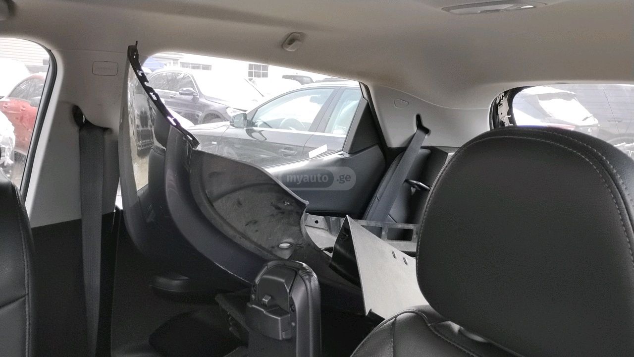 Chevrolet 2LT 4dr Wagon Automatic — миниатюра 14