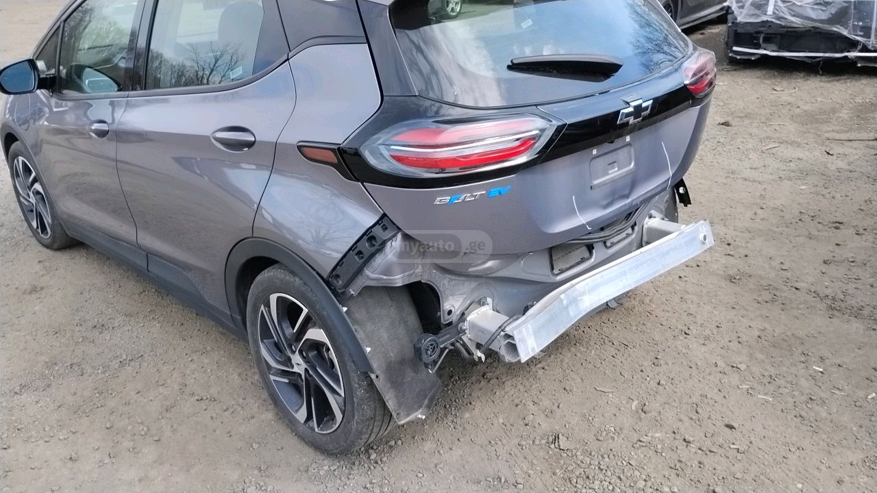 Chevrolet 2LT 4dr Wagon Automatic — миниатюра 3