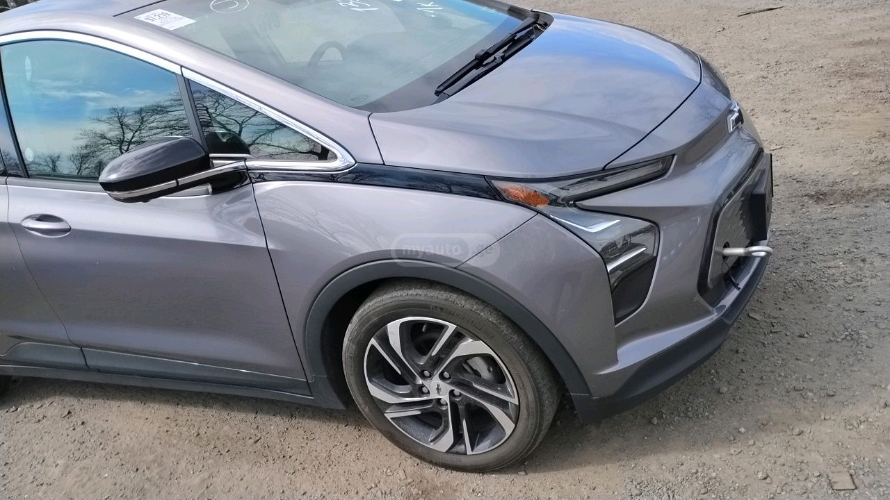 Chevrolet 2LT 4dr Wagon Automatic — миниатюра 7