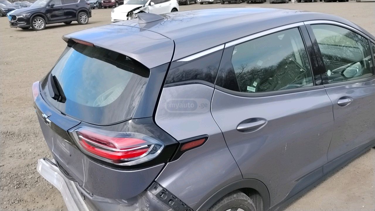 Chevrolet 2LT 4dr Wagon Automatic — миниатюра 8