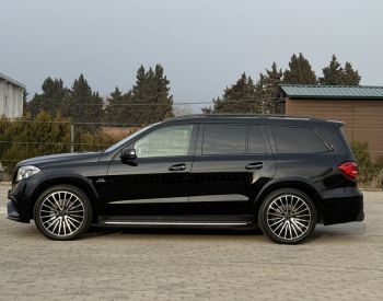 Mercedes-BenzGL 550 GLS 6.3 AMG2014