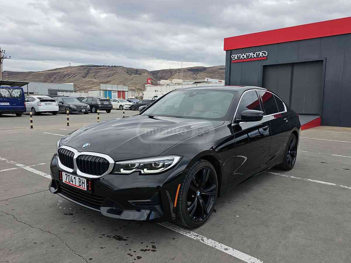 BMW Bmw 330 — миниатюра 1