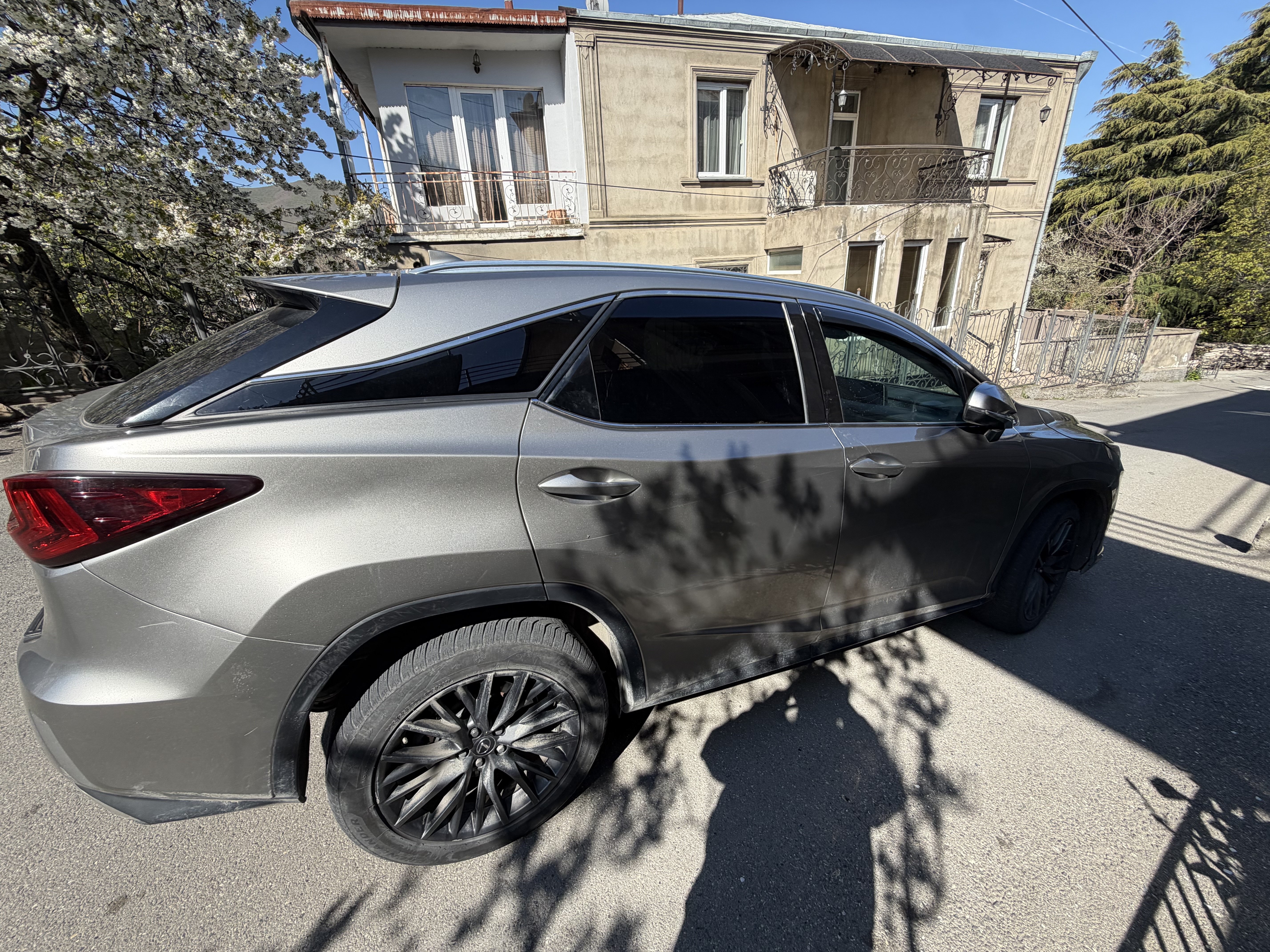 Lexus RX 350 - фото 4