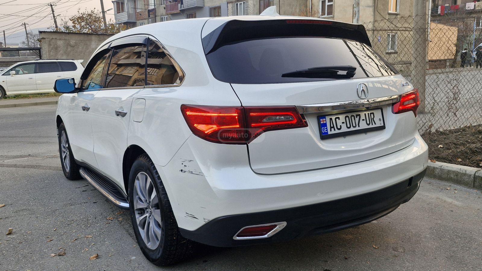 Acura MDX - фото 4