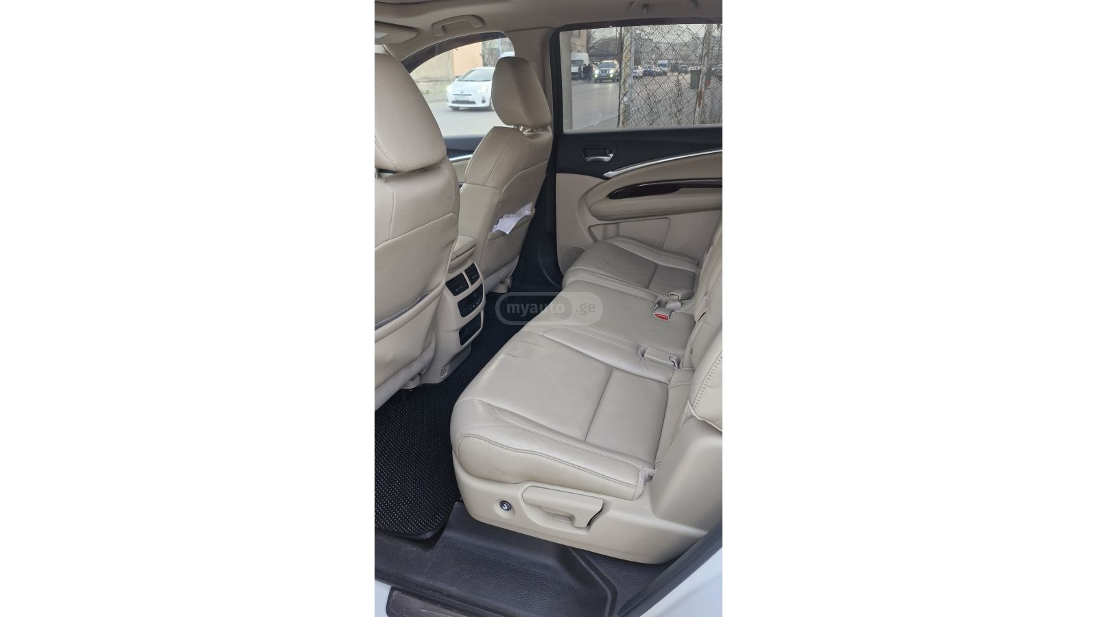 Acura MDX - фото 7