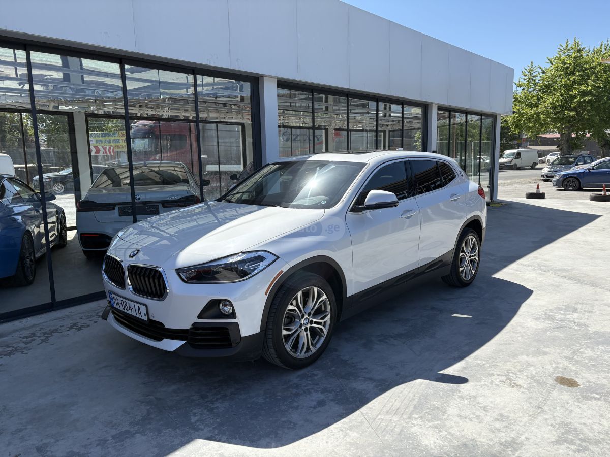 BMW X2 - фото 2