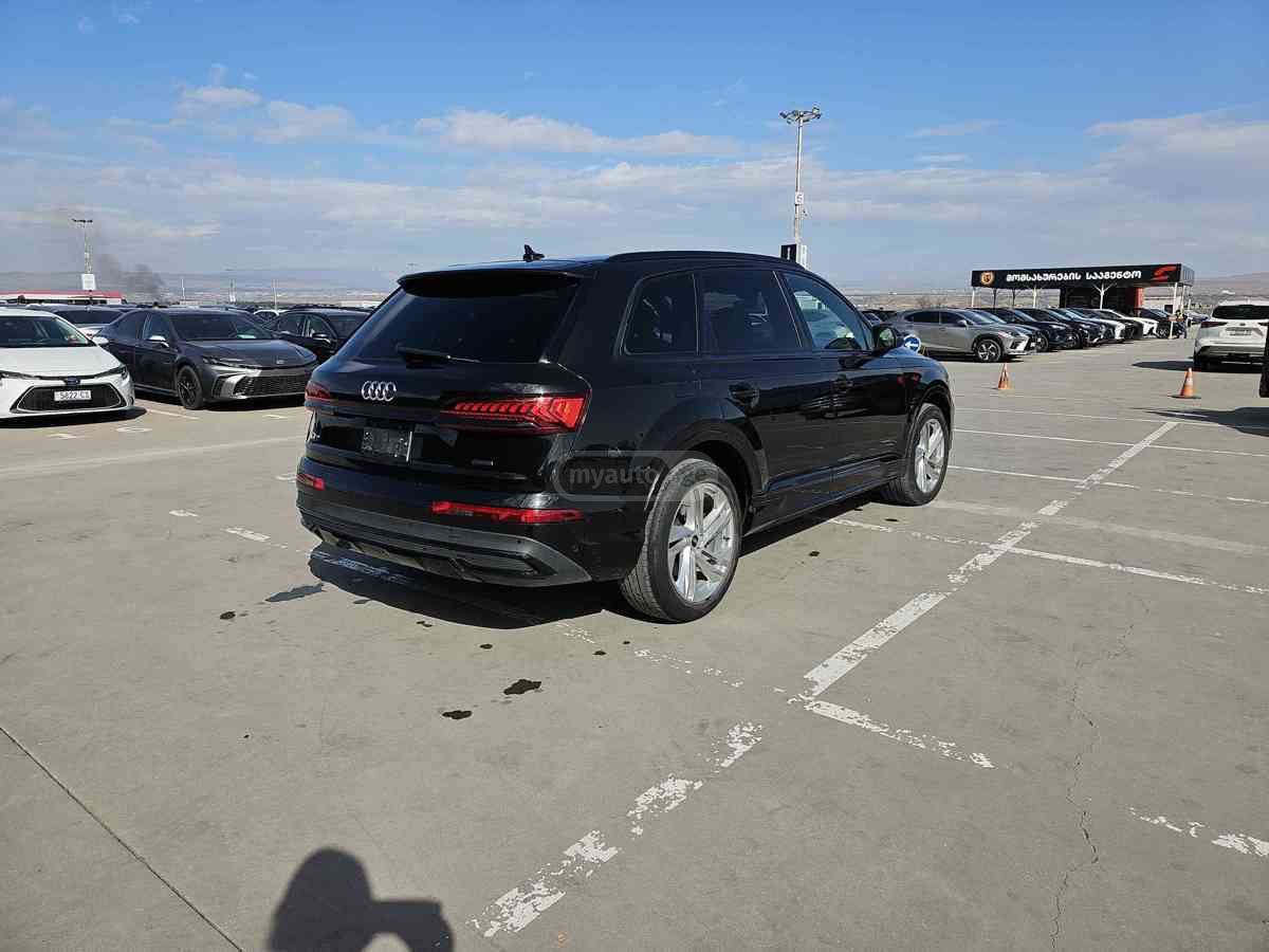 Audi 55 Premium 4dr All-Wheel Drive — миниатюра 4