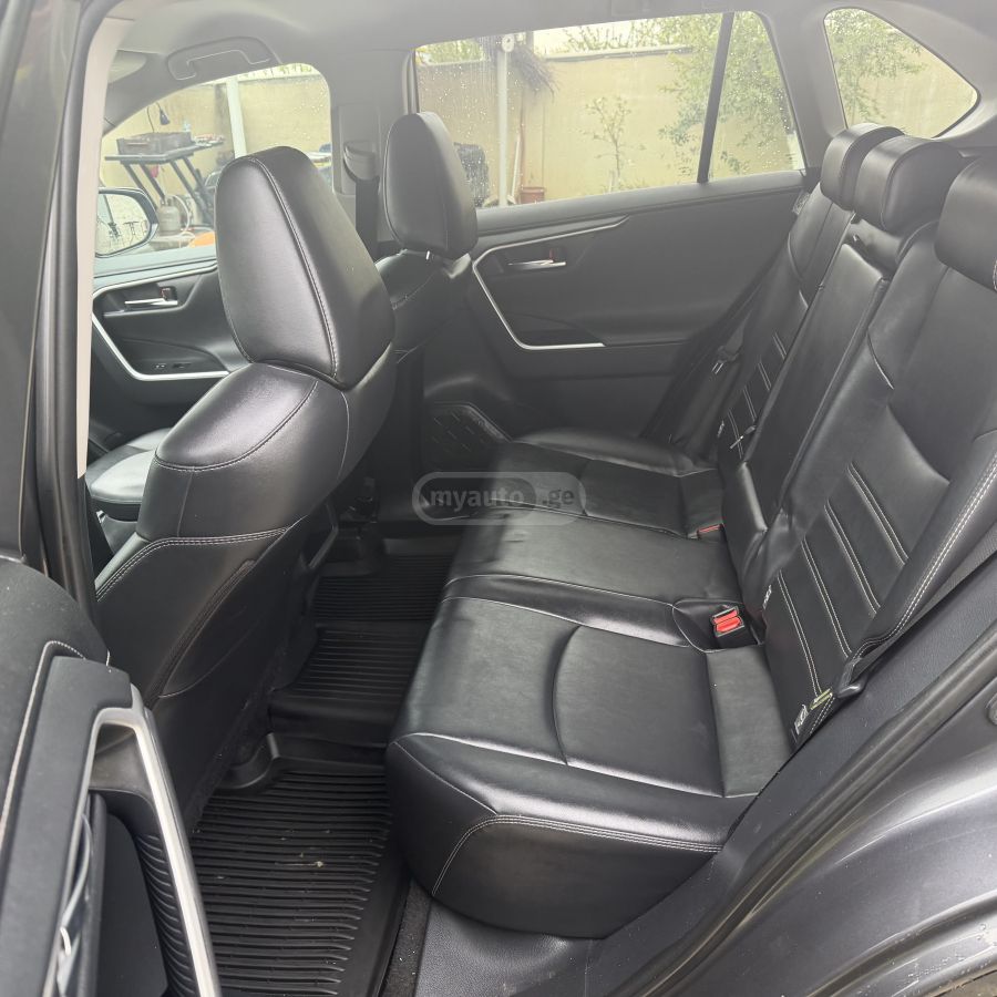 Toyota Rav 4 - фото 11
