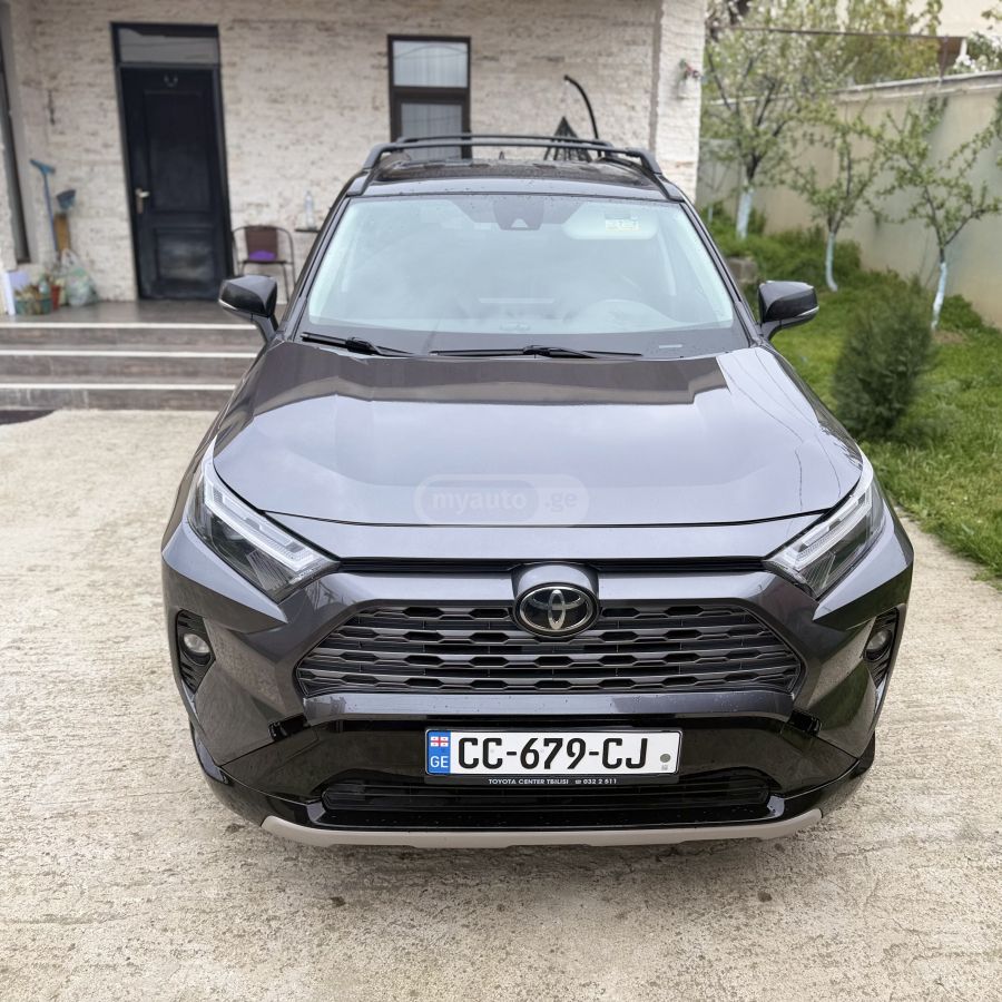 Toyota Rav 4 - фото 3
