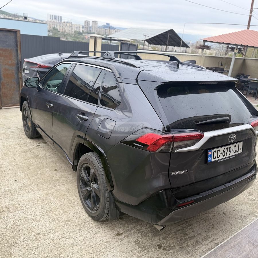 Toyota Rav 4 - фото 6