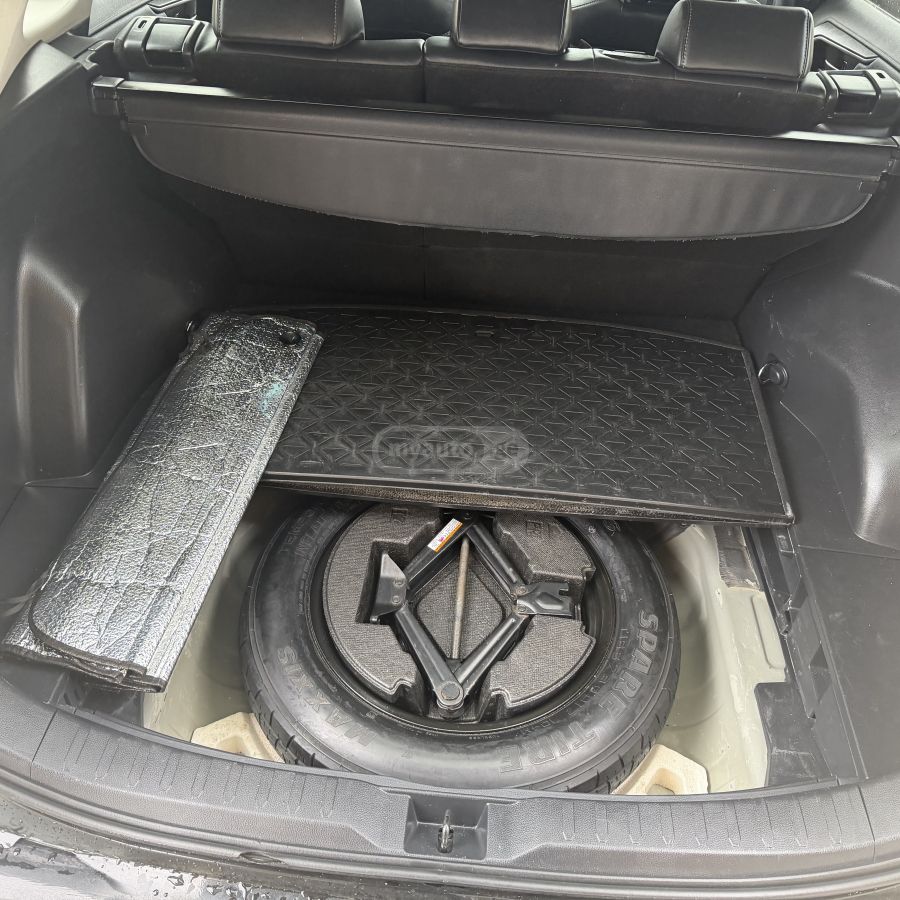 Toyota Rav 4 - фото 8