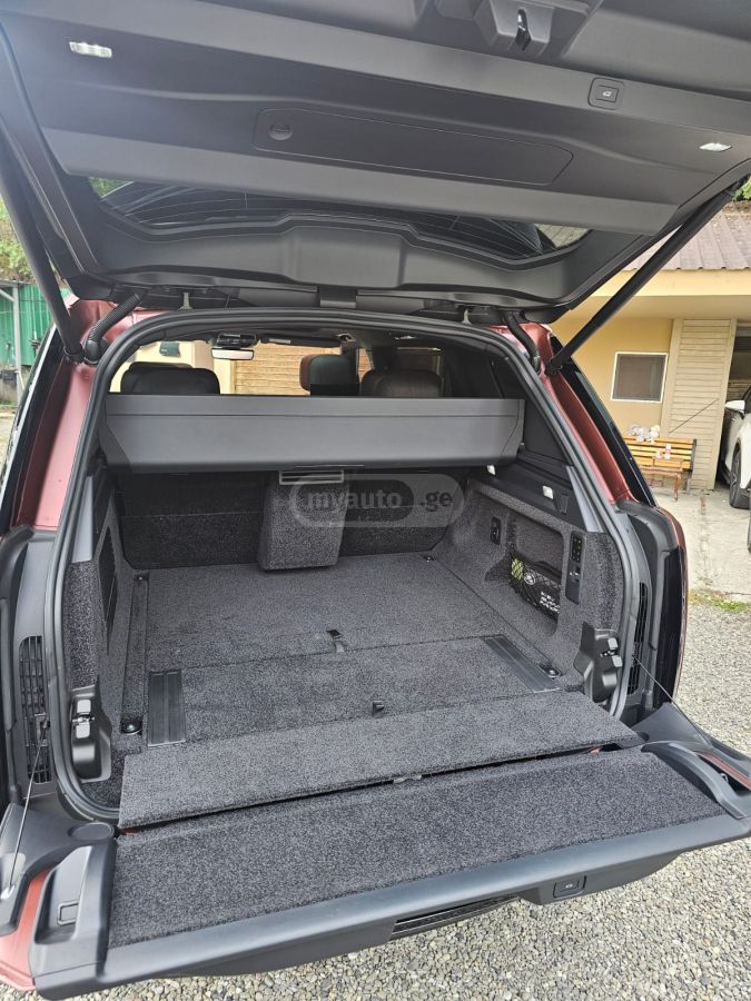 Land Rover Range Rover Vogue 2025 — миниатюра 13