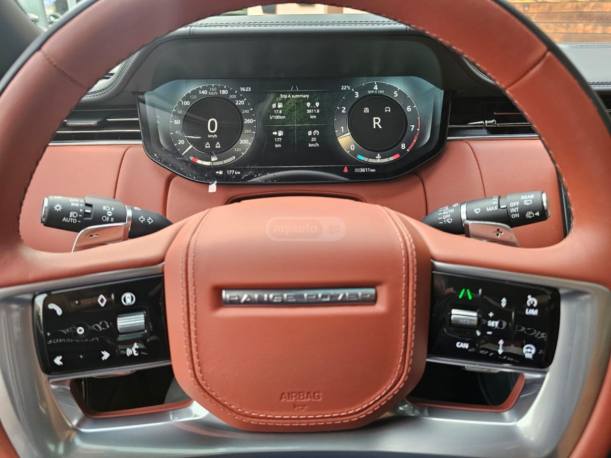 Land Rover Range Rover Vogue 2025 — миниатюра 8