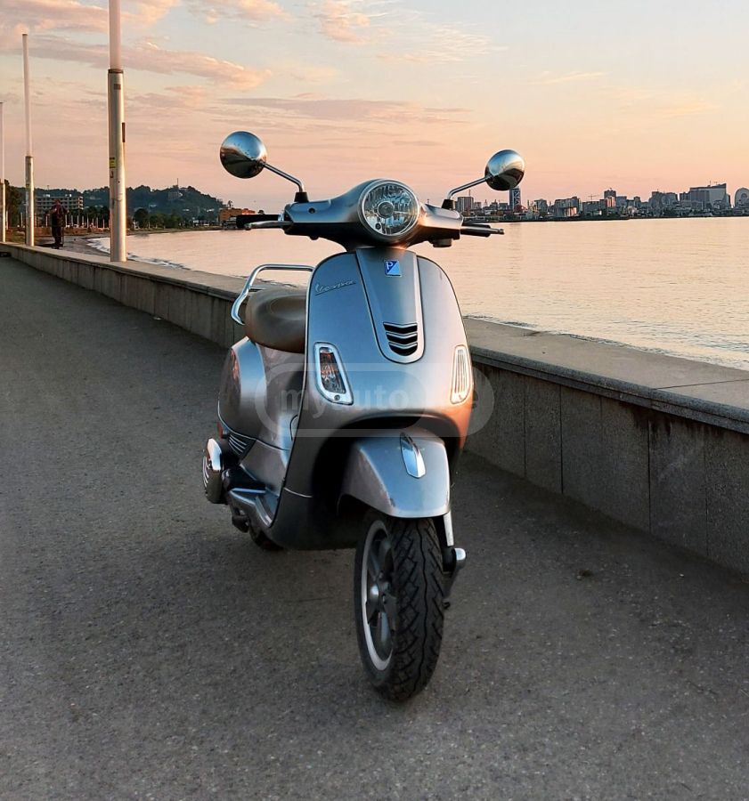 Vespa VXL 
