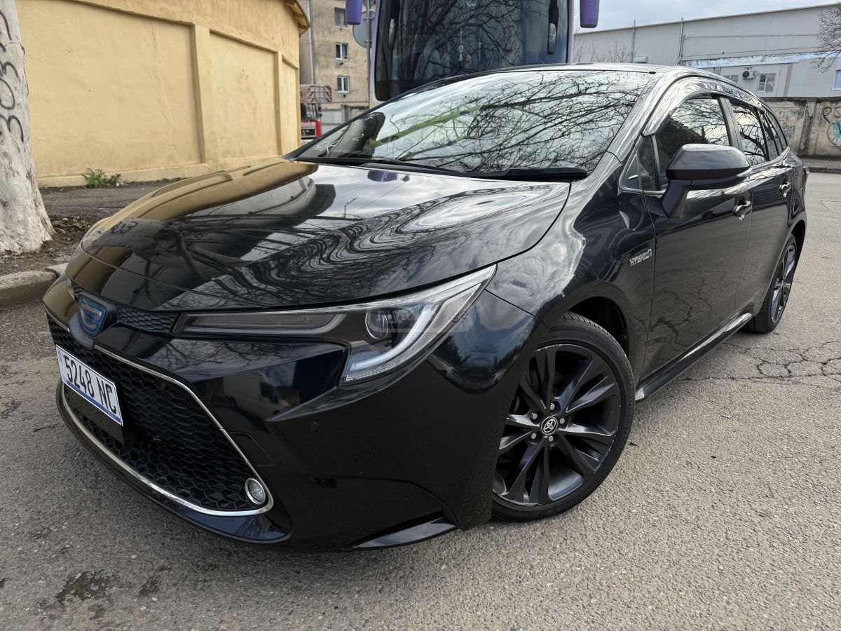 Toyota Corolla - фото 1