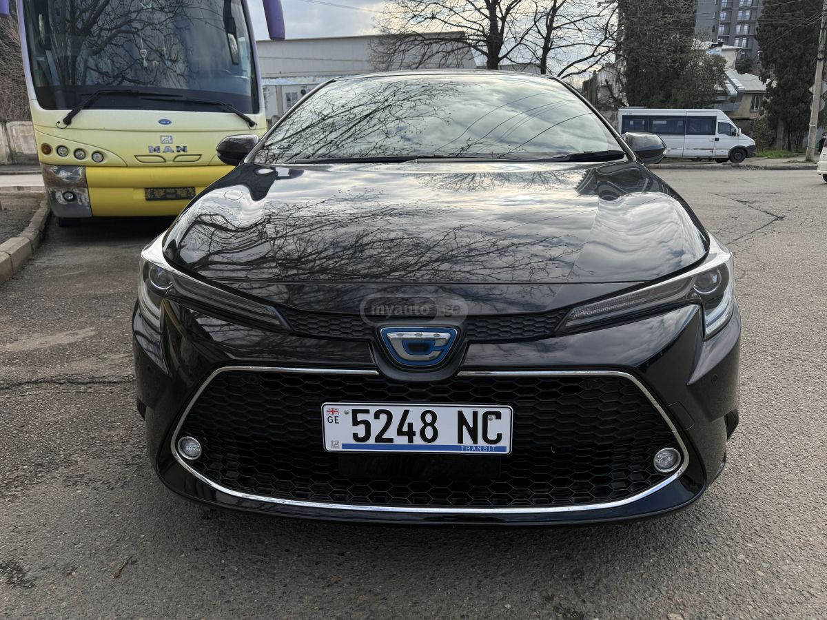 Toyota Corolla - фото 2