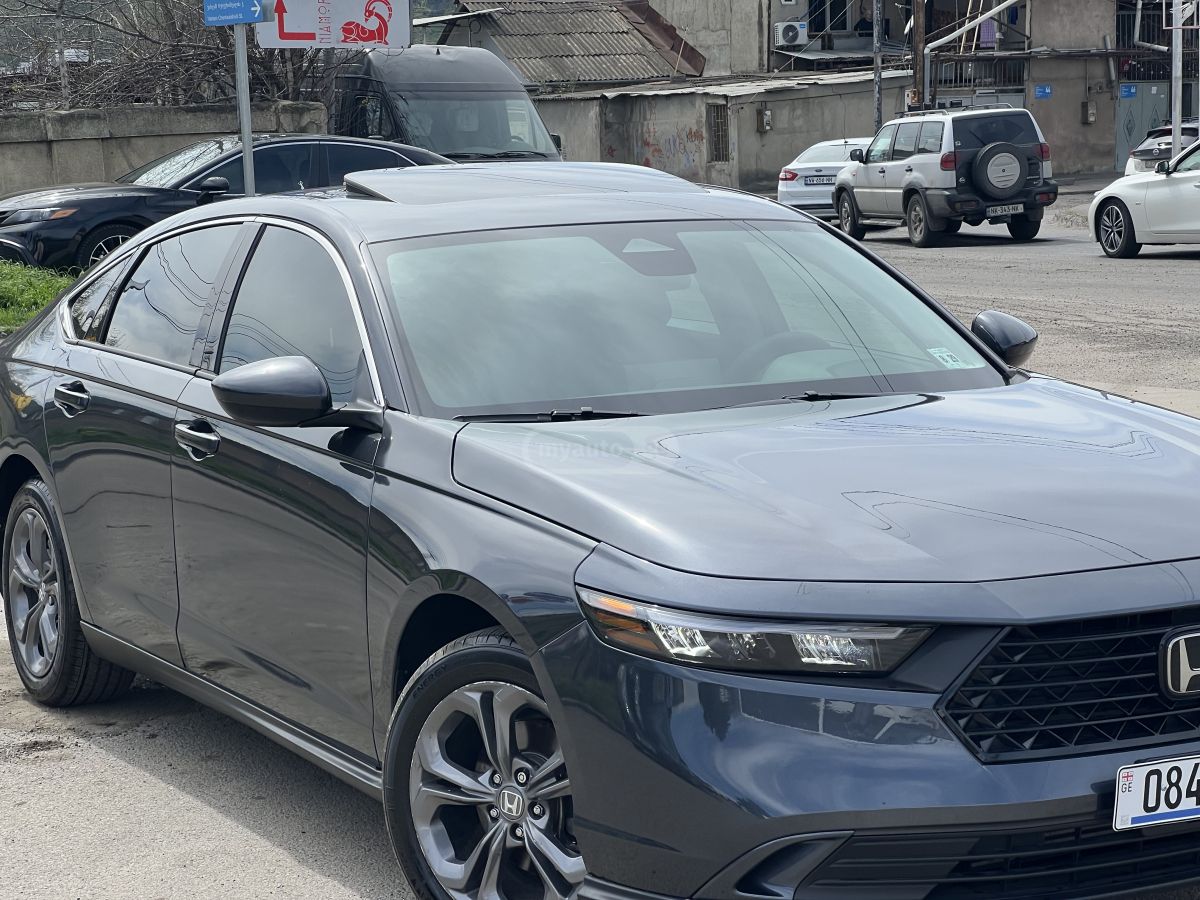 Honda Accord - фото 1