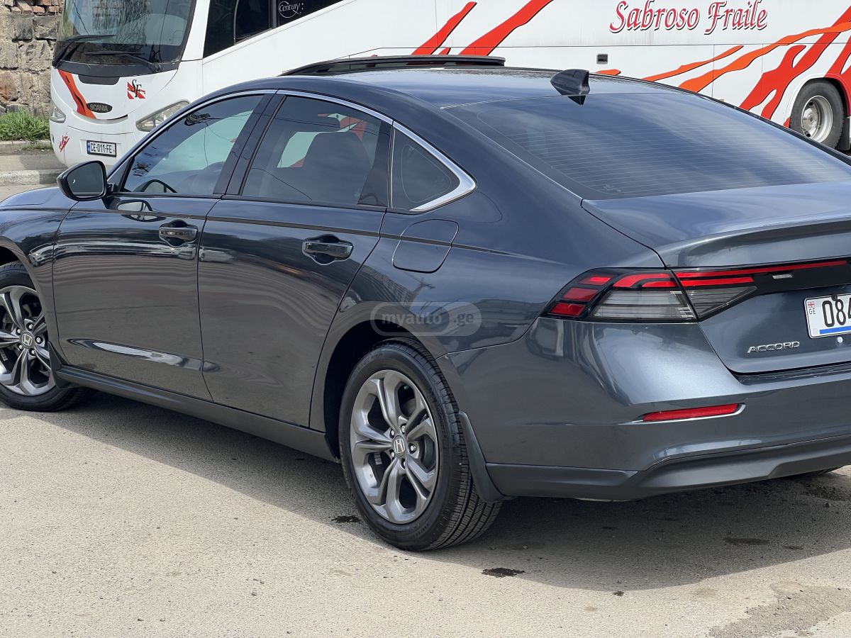 Honda Accord - фото 4