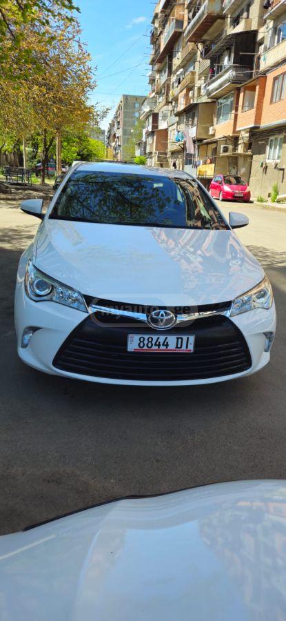 Toyota Camry - фото 4