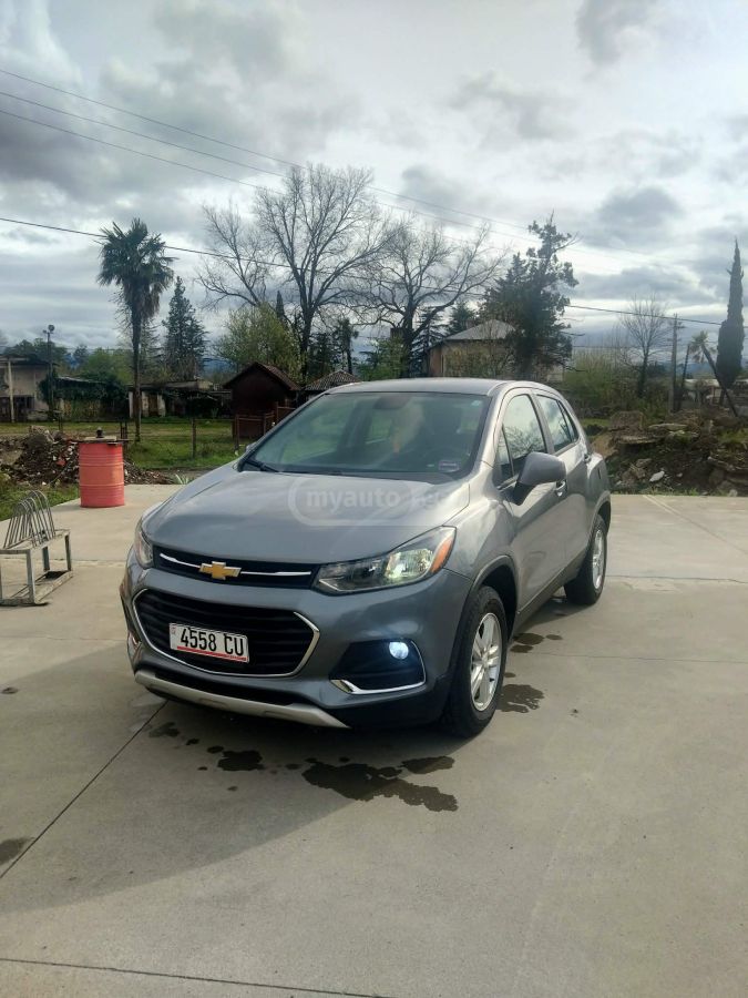 Chevrolet Trax - фото 1