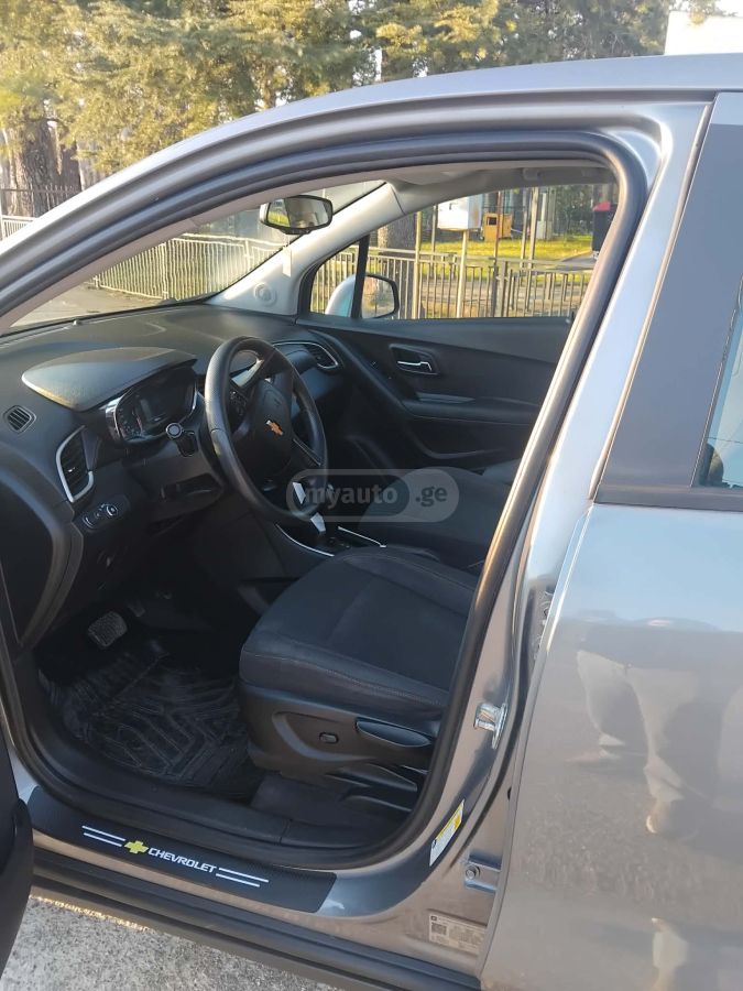 Chevrolet Trax - фото 8