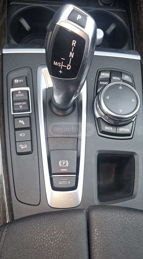 BMW X5 - фото 14