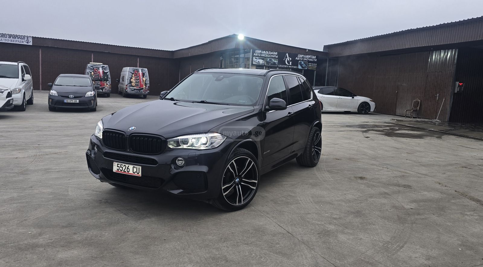 BMW X5 - фото 6