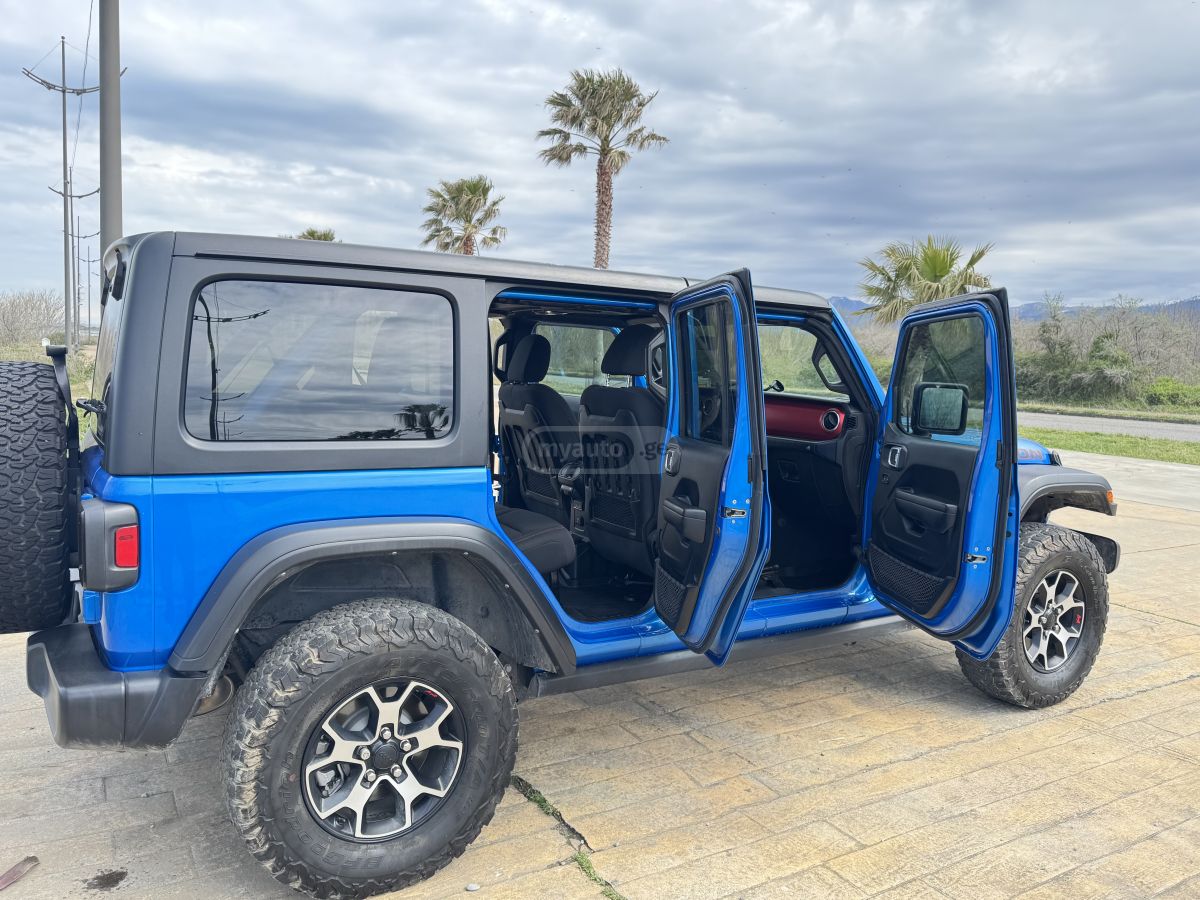 Jeep Wrangler - фото 1