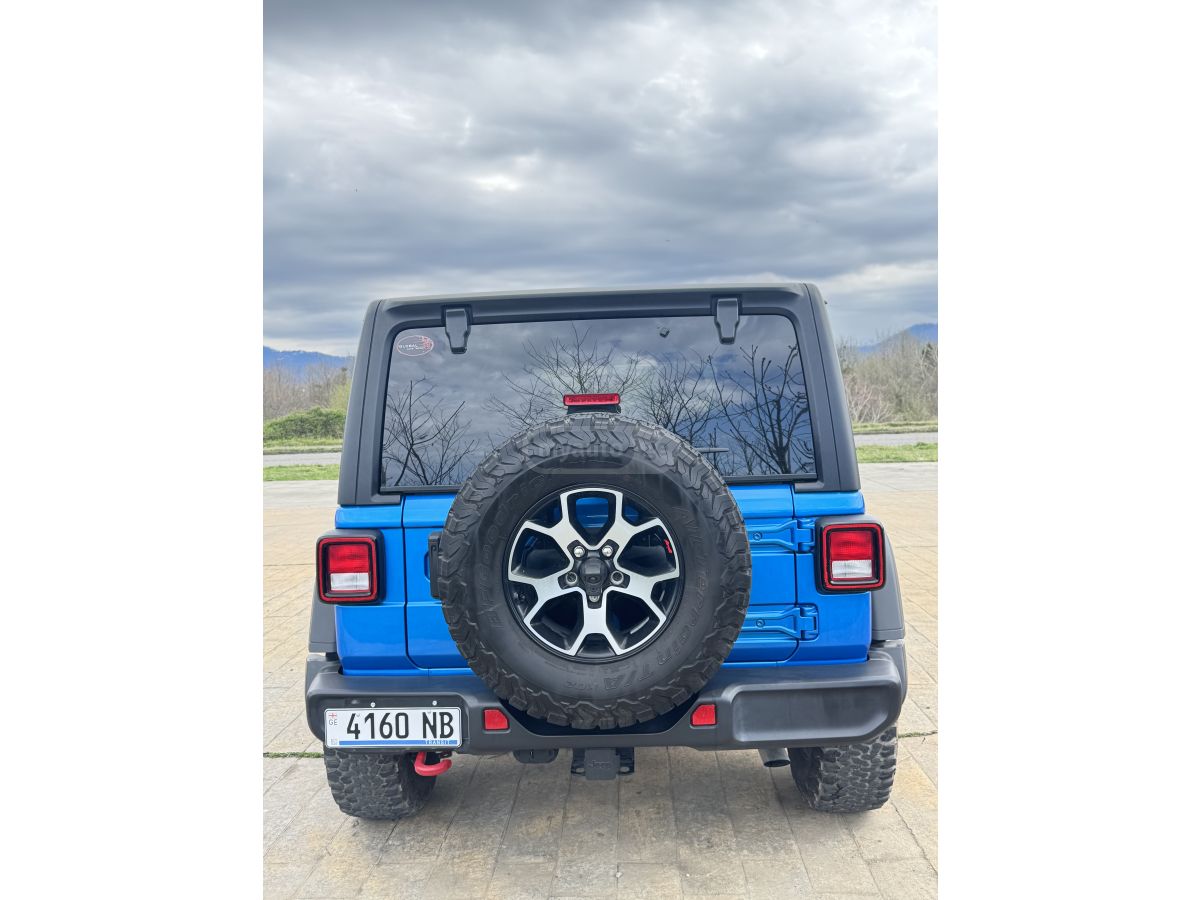 Jeep Wrangler - фото 7