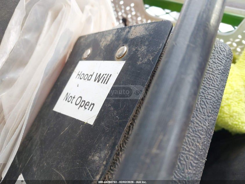 Nissan 370 Z 2023 — миниатюра 10