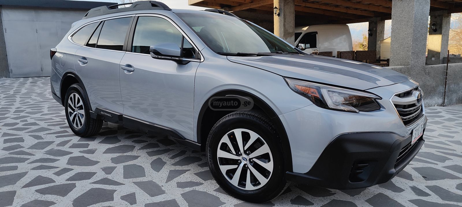 Subaru Premium 4dr All-Wheel Drive CV — миниатюра 1