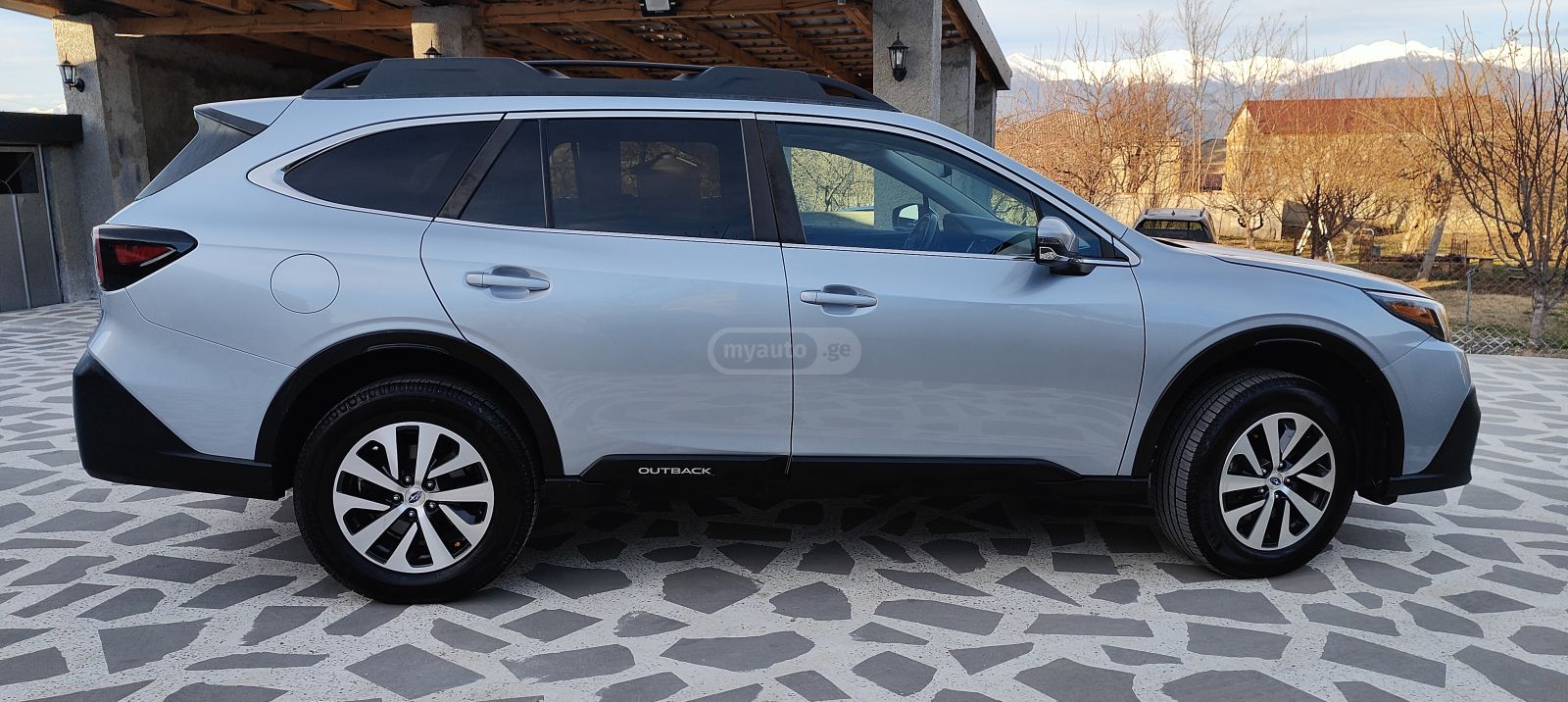 Subaru Premium 4dr All-Wheel Drive CV — миниатюра 7