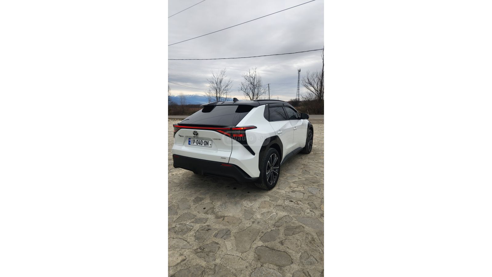 Toyota Limited 4dr All-Wheel Drive Au — миниатюра 4