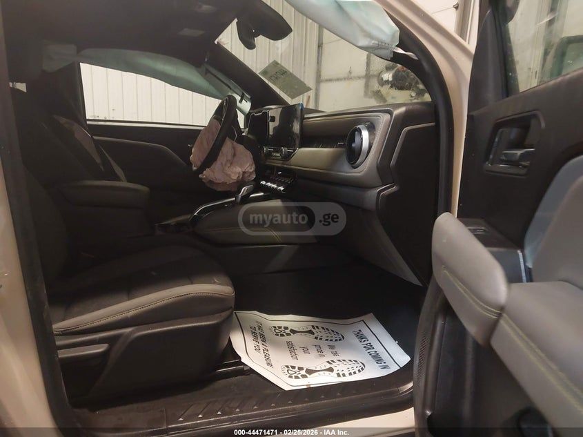 Chevrolet Colorado 2024 — миниатюра 5