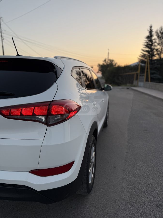 Hyundai Tucson - фото 2