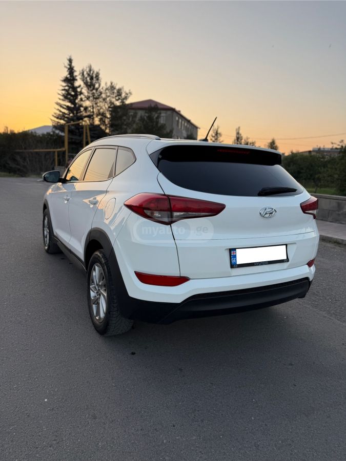 Hyundai Tucson - фото 4
