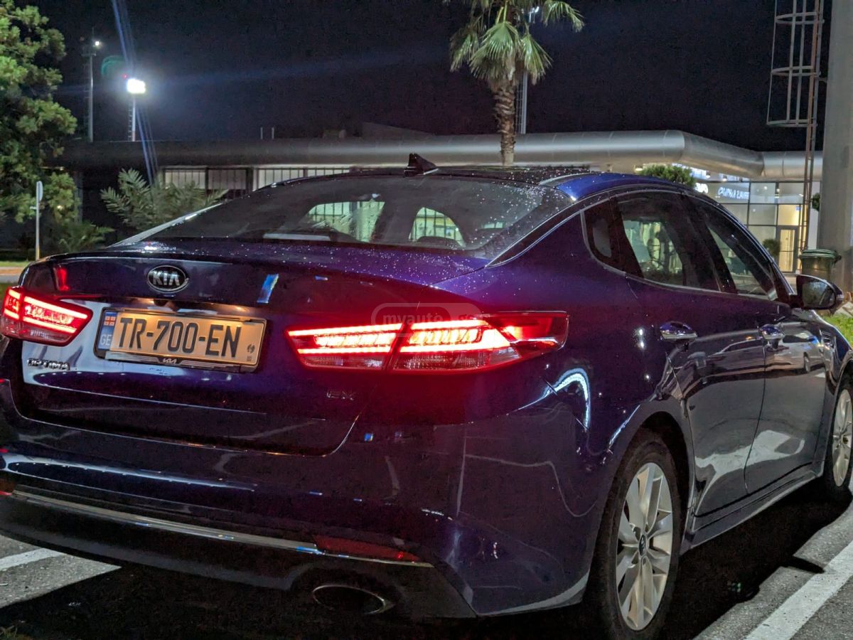 Kia SE — миниатюра 4