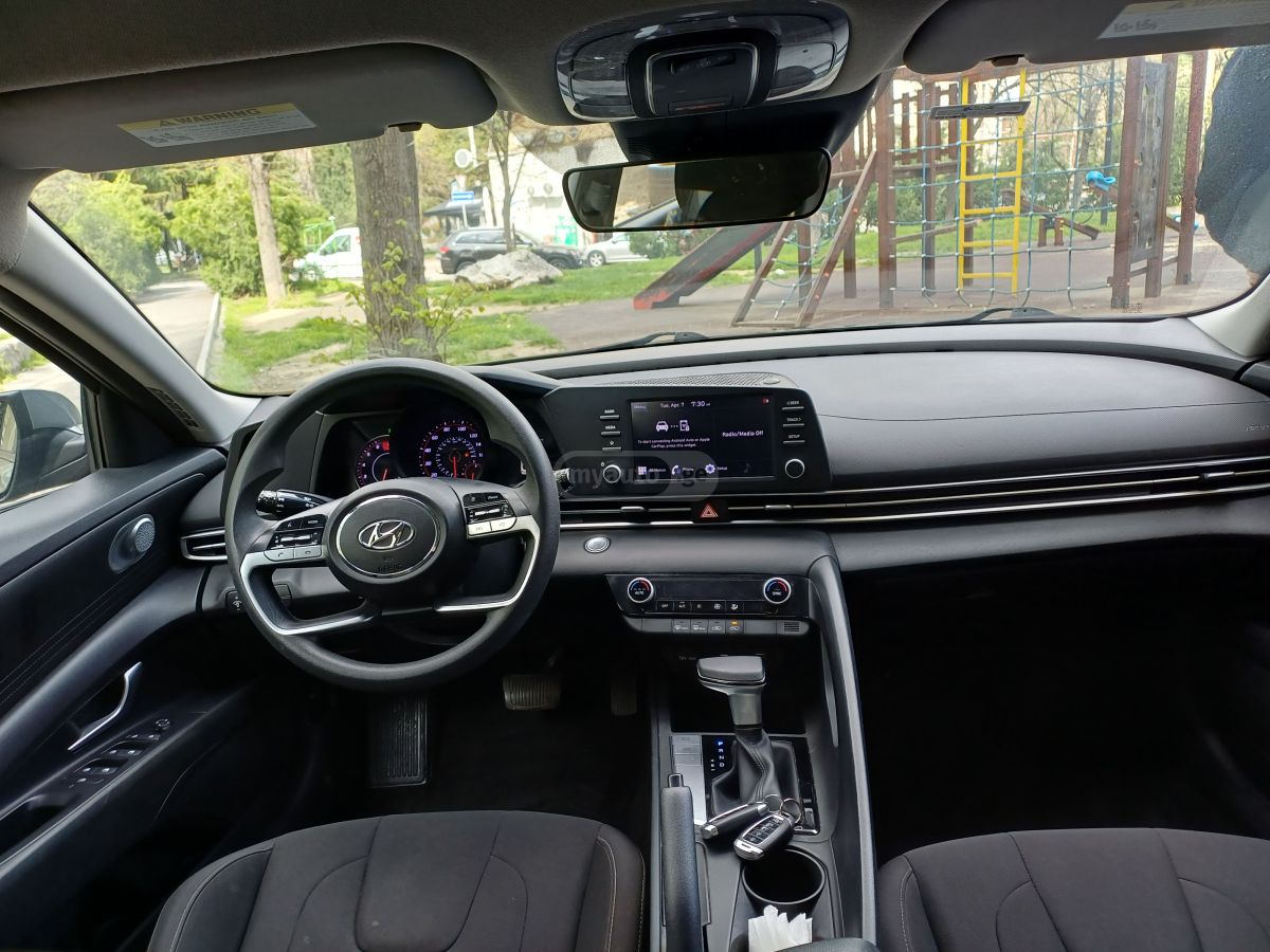 Hyundai Elantra - фото 10