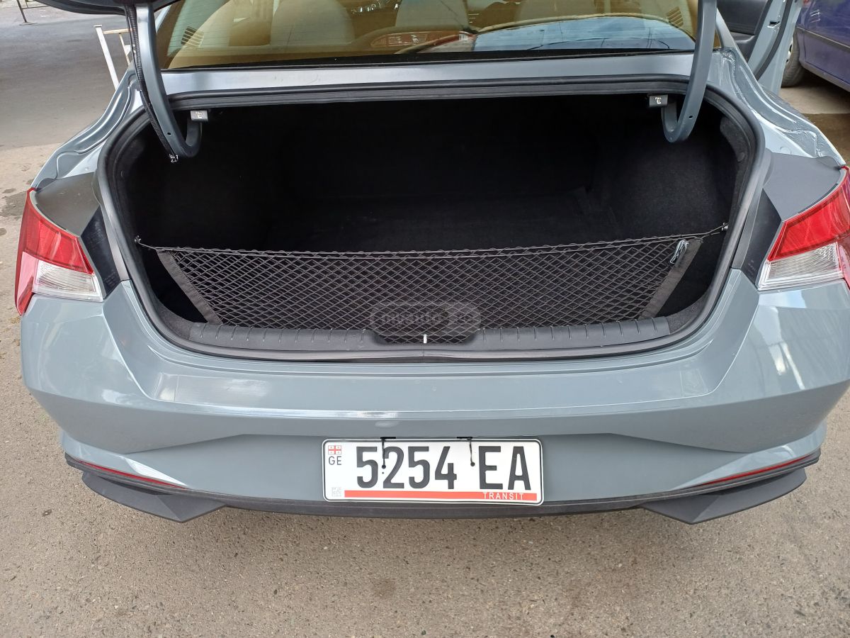 Hyundai Elantra - фото 13