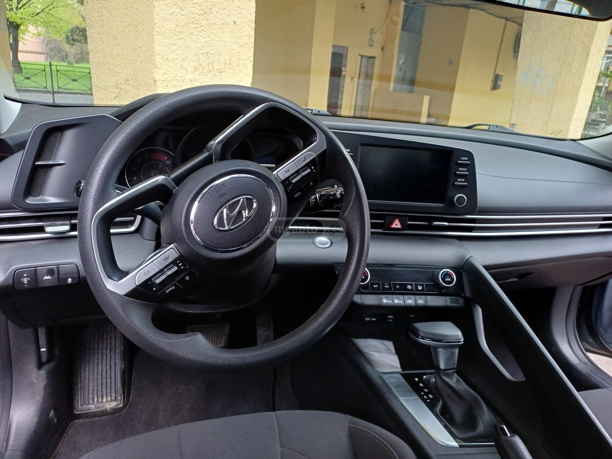 Hyundai Elantra - фото 6