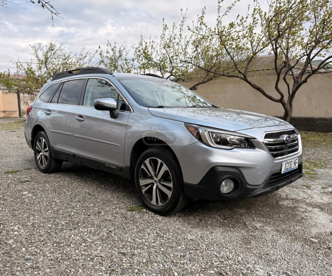 Subaru Outback - фото 2