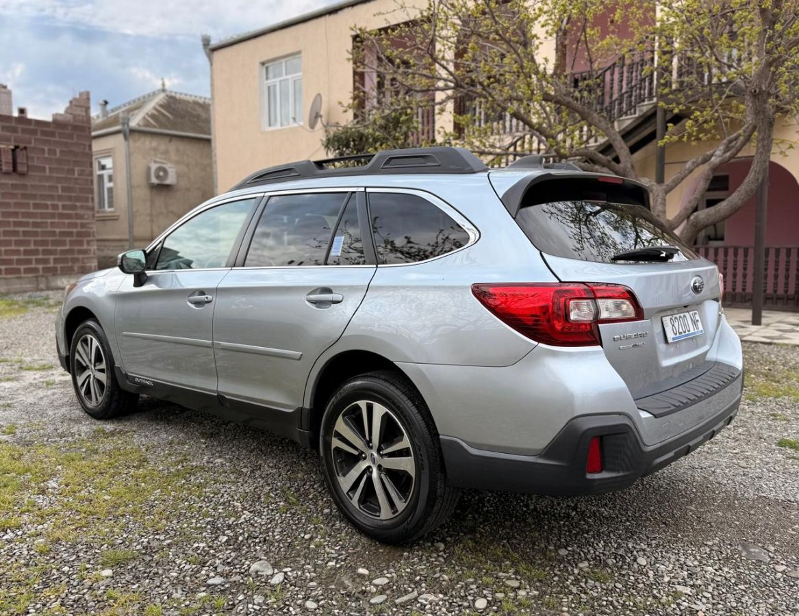 Subaru Outback - фото 5