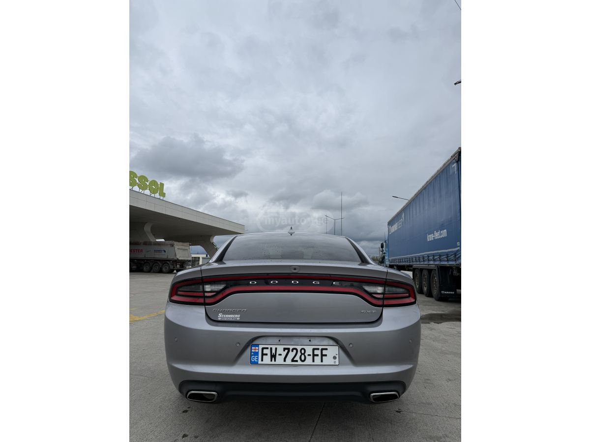 Dodge Charger - фото 2