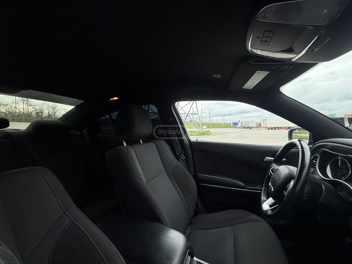 Dodge Charger - фото 4