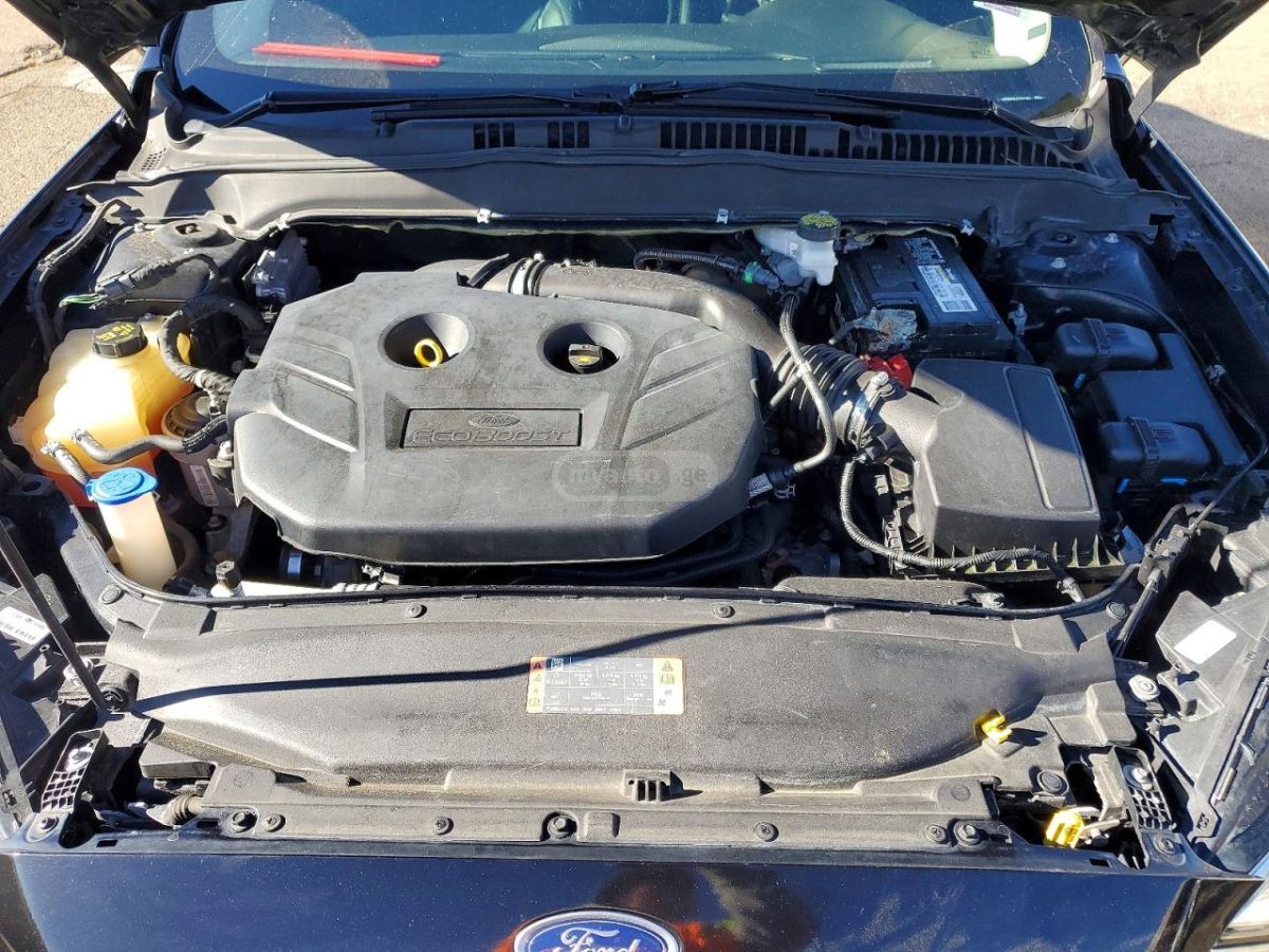 Ford Fusion - фото 10