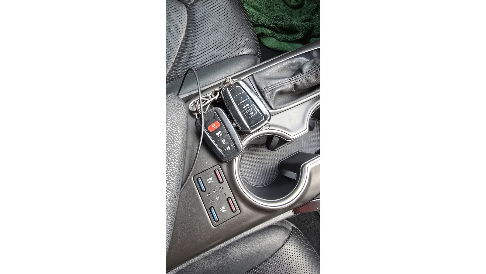 Toyota Camry - фото 14