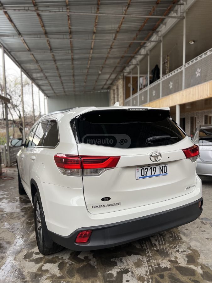 Toyota Highlander - фото 5