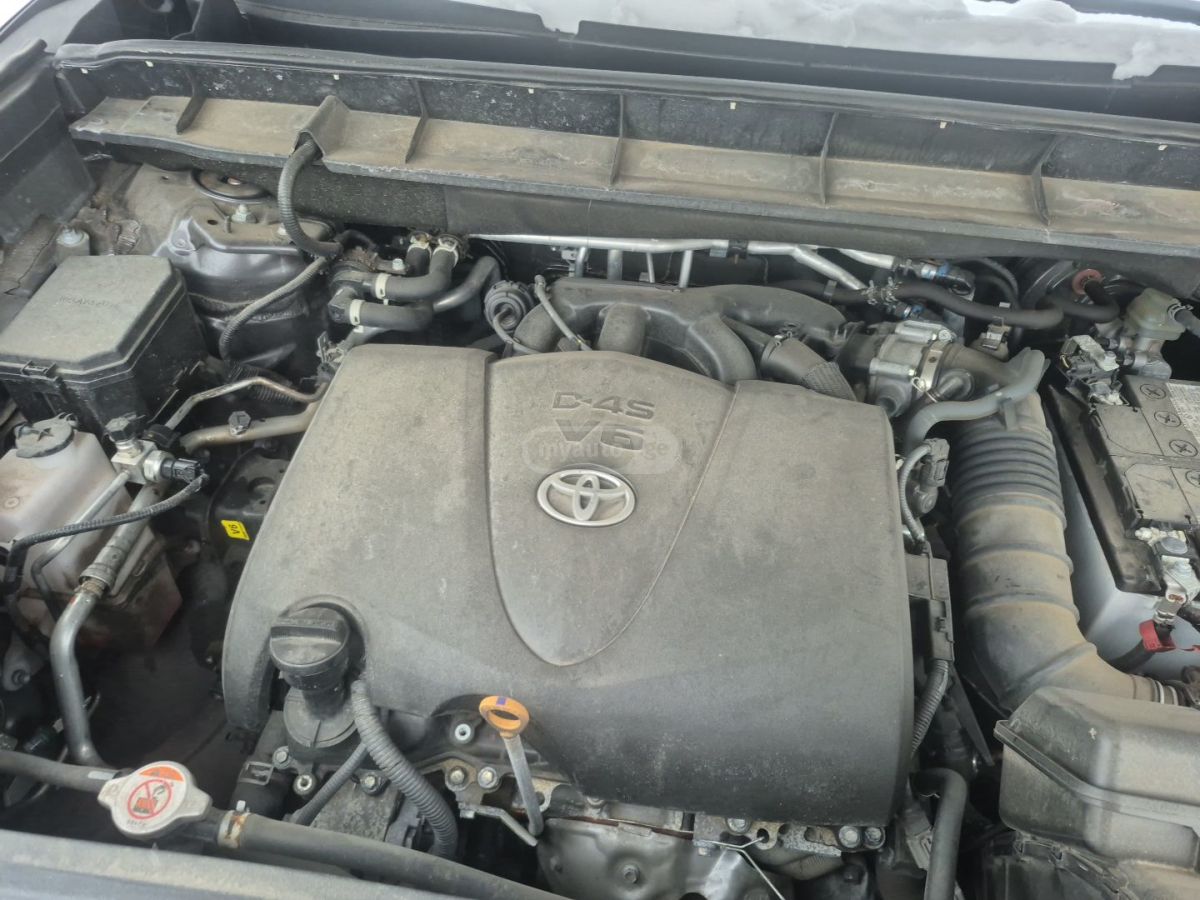 Toyota XSE 4dr All-Wheel Drive Automa — миниатюра 7