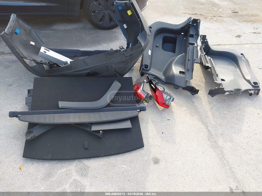 Toyota RAV 4 - фото 12