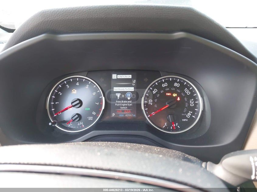 Toyota RAV 4 - фото 7